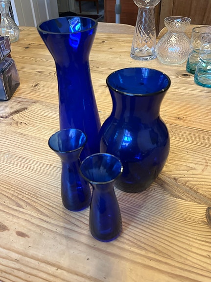 Smukke blå glasvaser