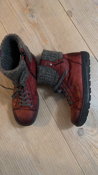 Product image 1 of 4