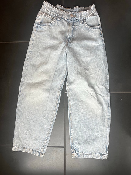 H&M denim bukser str 140 blå unisex