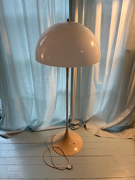 Panthella Louis Poulsen Verner Panton gulvlampe hvid