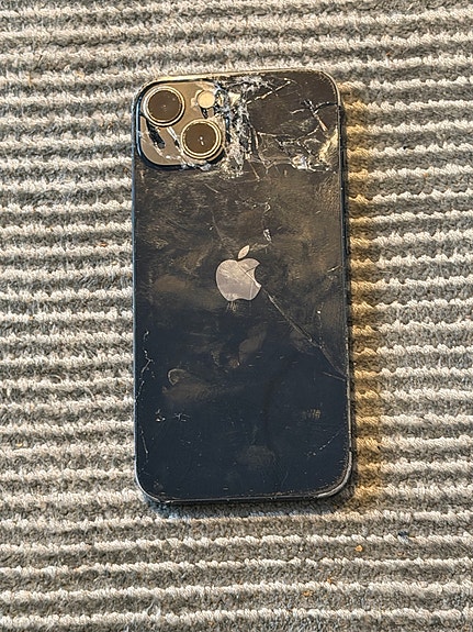 iPhone 13