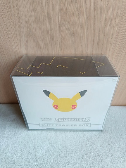 Pokemon Celebrations 25th Anniversary ETB + boks