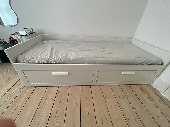 IKEA Brimnesseng med skuffer og udtræk hvid