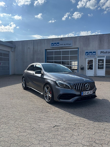 Mercedes A 45 AMG