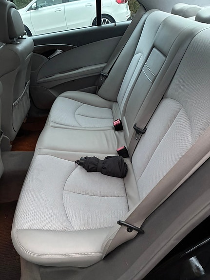 Mercedes E 320