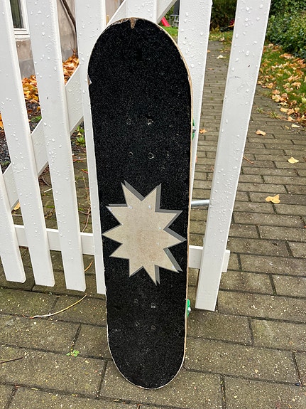 Skateboard