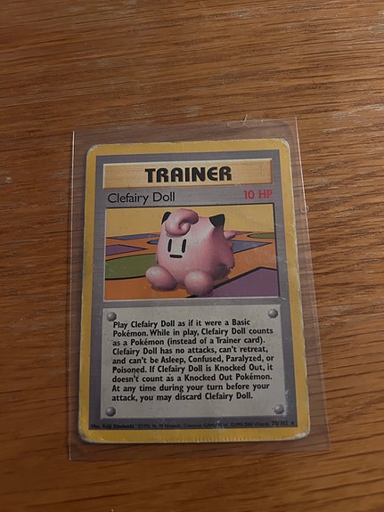 Pokemon - Clefairy Doll 70/102 Base set trainer