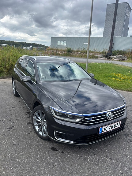 VW Passat