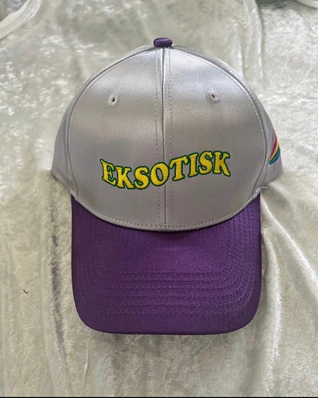 Faxe kondi Eksotisk kasket lilla og sølv
