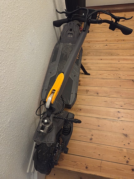 Ausum F1 Max
