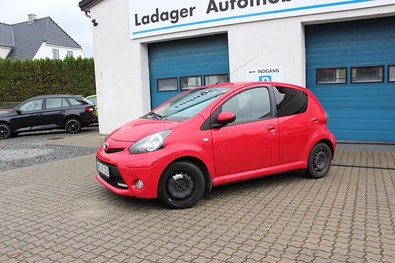 Toyota Aygo 2012 photo 2
