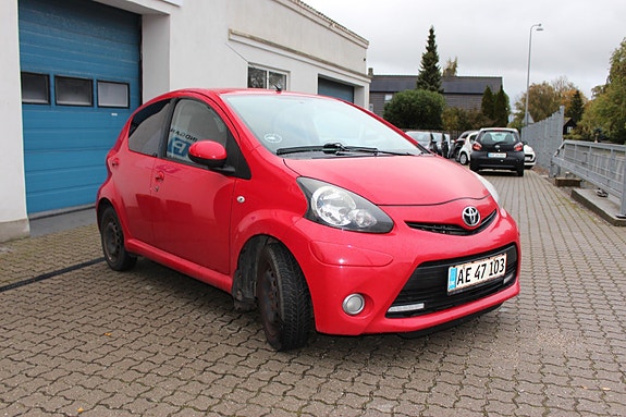 Toyota Aygo 2012 photo 5