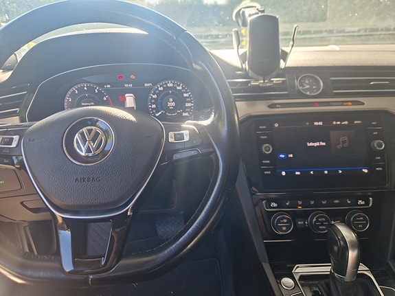 VW Passat