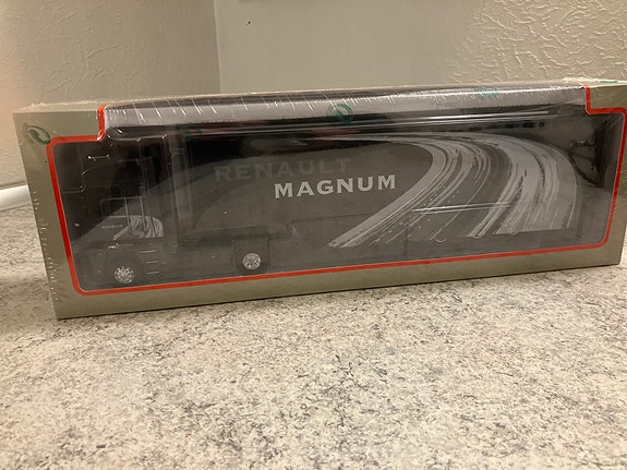 Product image 1 of 6