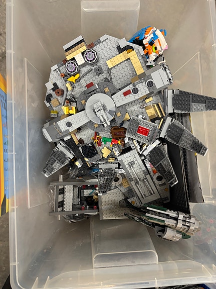 LEGO blandede klodser og byggede modeller