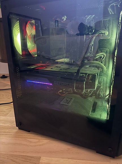 God gamer computer