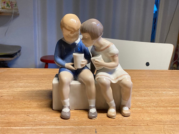 Bing & Grøndahl figur nr 2175, Forfordelt (1. sortering)