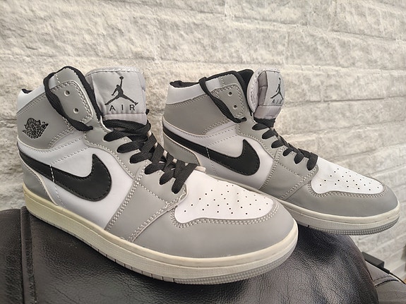 Air Jordan størrelse 42