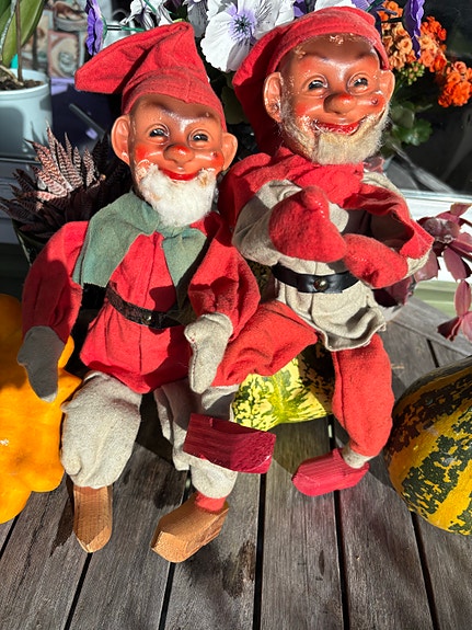 To skønne vintage butiksnisser / retronisser
