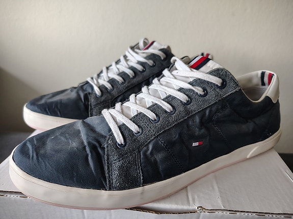Tommy Hilfiger sko størrelse 43