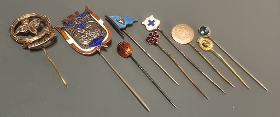 Diverse antikke nåle
