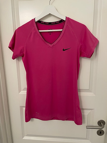 Nike Pro fitness T-shirt M pink dame