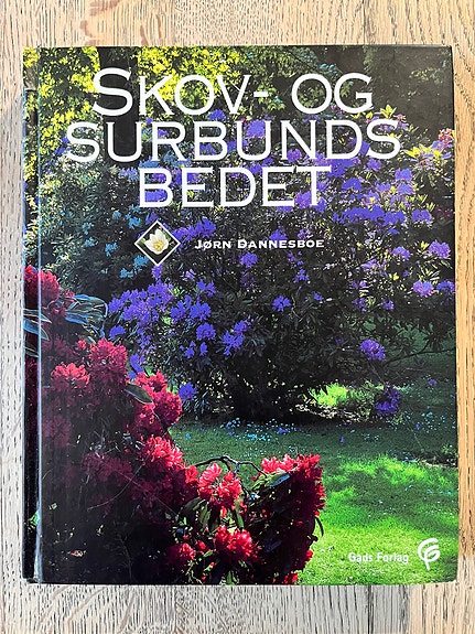 Skov-og surbundsbedet af Jørn Dannesboe