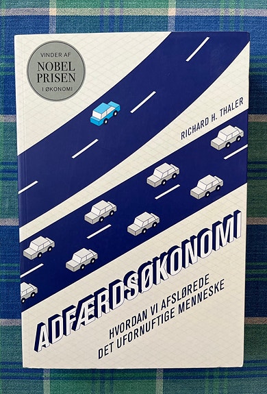 Richard D. Thaler og Cass R. Sunstein – Nudge
