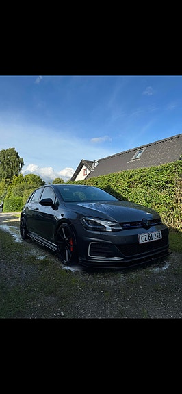 VW Golf VII