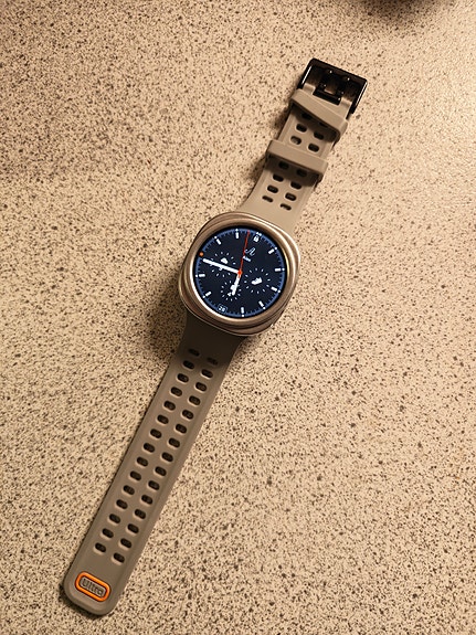 Samsung Galaxy Watch 9 med beskyttelse/ekstra rem
