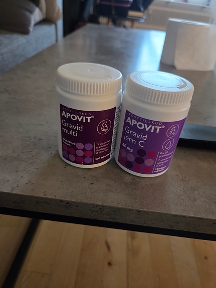 Apovit Gravid multi og apovit gravid jern C kosttilskud