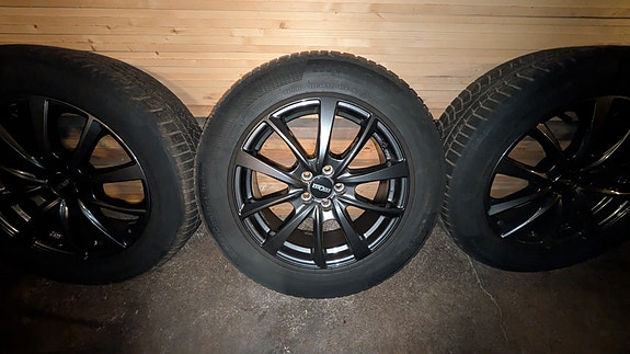 Subaru Forester Vinterhjul med TPMS ventiler