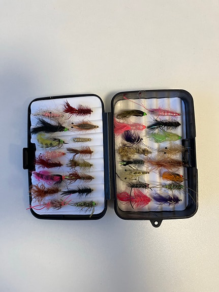 Flueboks med 32 fluer