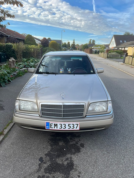 Mercedes C 280