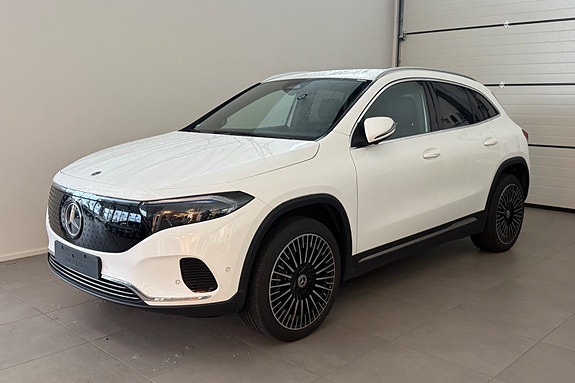 Mercedes EQA 300