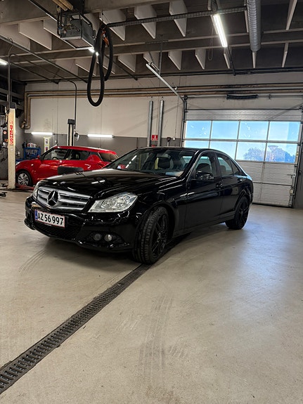 Mercedes C 220
