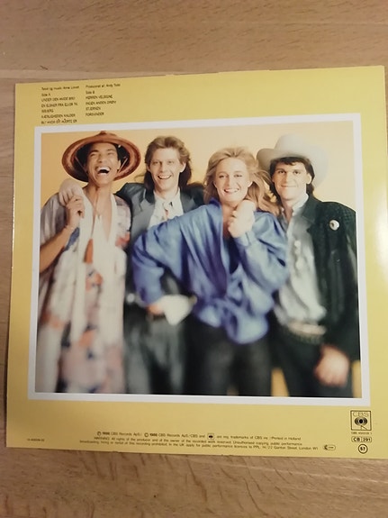 Product image 2 of 6