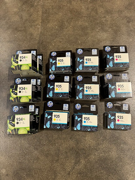 Product image 1 of 4