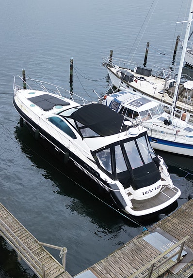 Yderst velholdt Fairline 48 Targa
Denne Fairline 48 er en lækker rummelig båd...