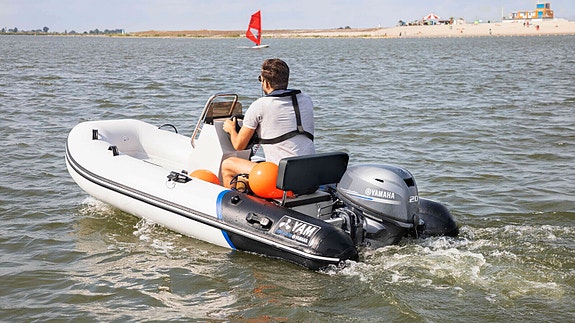 RIB, YAM 310 Taf med Yamaha 9,9 HK påhængsmotor