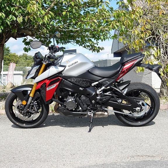 Suzuki GSXS 1000