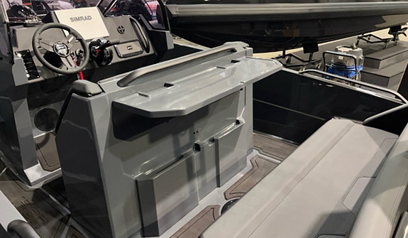 IRON 647 – Mercury 150 hk Pro XS