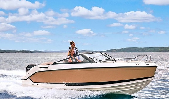 Uttern D65 – Mercury 150 HK. efi