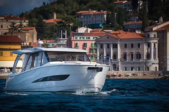 BÅDE SØGES TIL FORMIDLINGSSALG