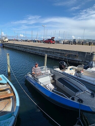 Buster M styrepultbåd med Yamaha 50 HK – Aluminiumsbåd til fiskeri, fritid og...