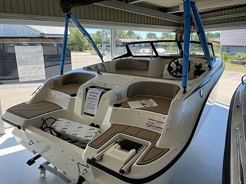 Quicksilver 525 Axess med Mercury F60 EFI ELPT (TILBUD)