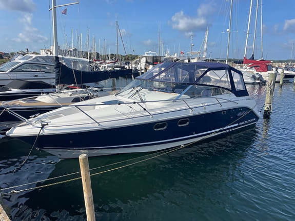 Motorbåd Aquador 26 DC, Efterårspris.