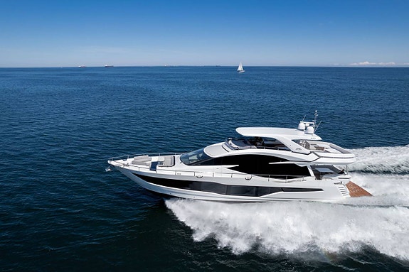 Galeon 800 FLY 2025