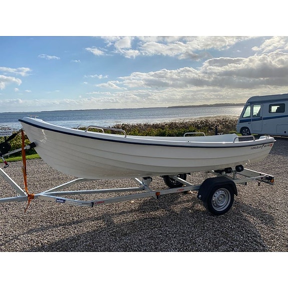 Fjordjollen 430 Fisk - Jolle med F2,5 HK påhængsmotor