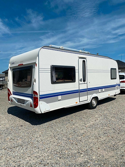 Campingvogne opkøbes - dansk opkøber til export